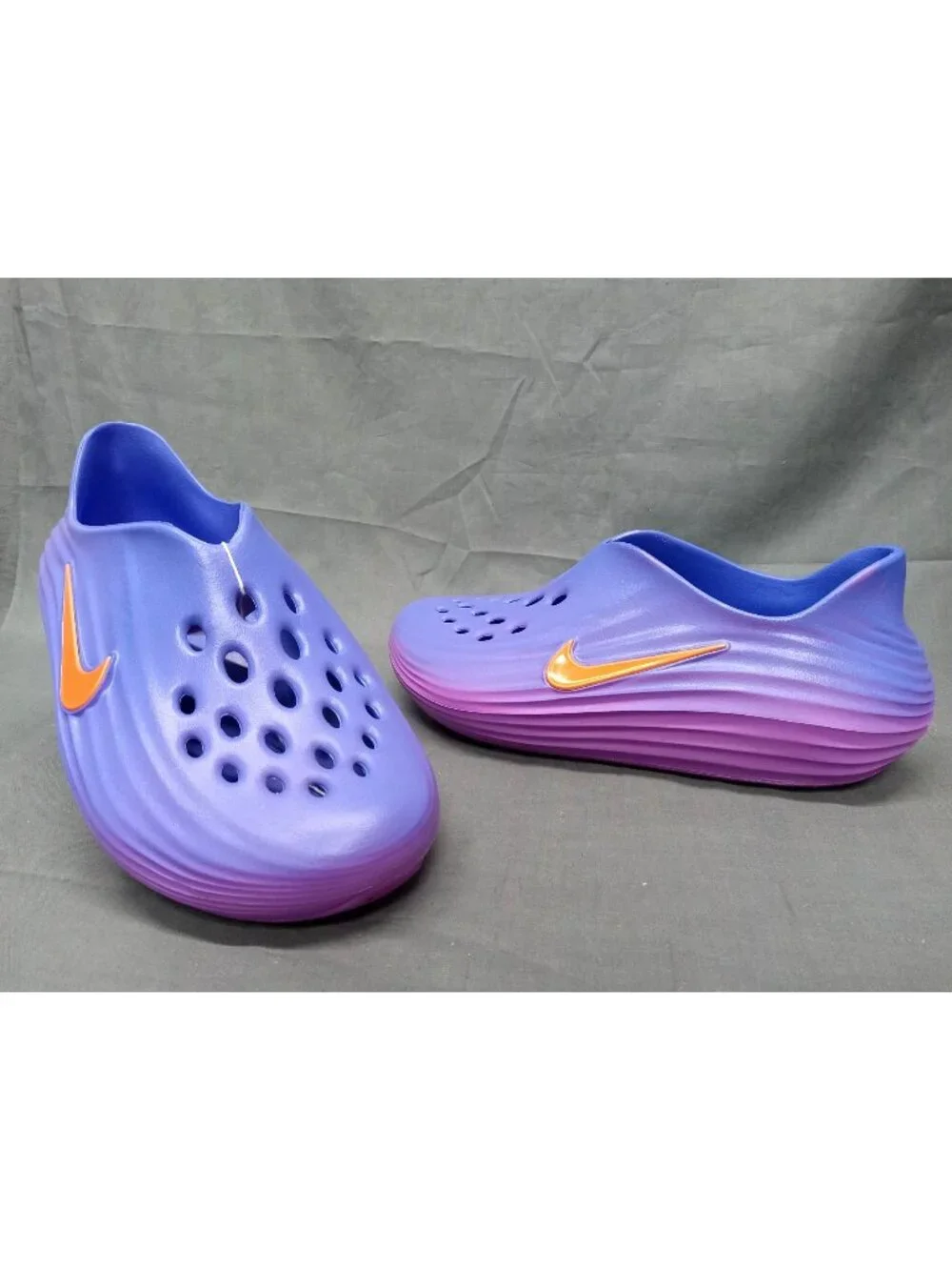 Nike ReactX Rejuven8 Slip-On Medium Blue Turf Orange Boys Size 7 NEW IN BOX!
